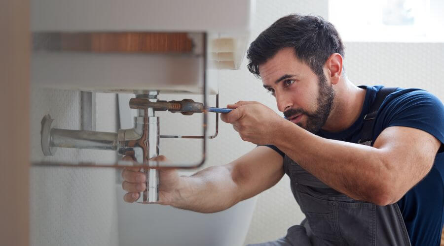 Professional water heater installation services in Bradgate, IA